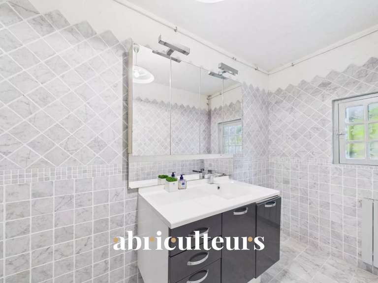 Maison Cantaron - 6 chambres - 233m²