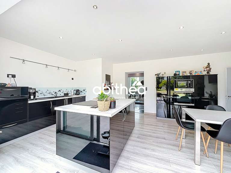 House Cantin - 6 bedrooms - 331m²