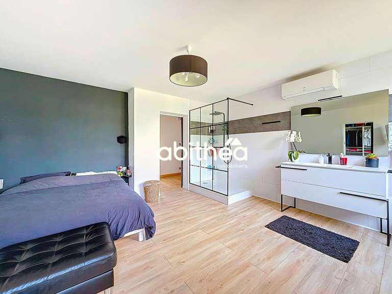 House Cantin - 6 bedrooms - 331m²