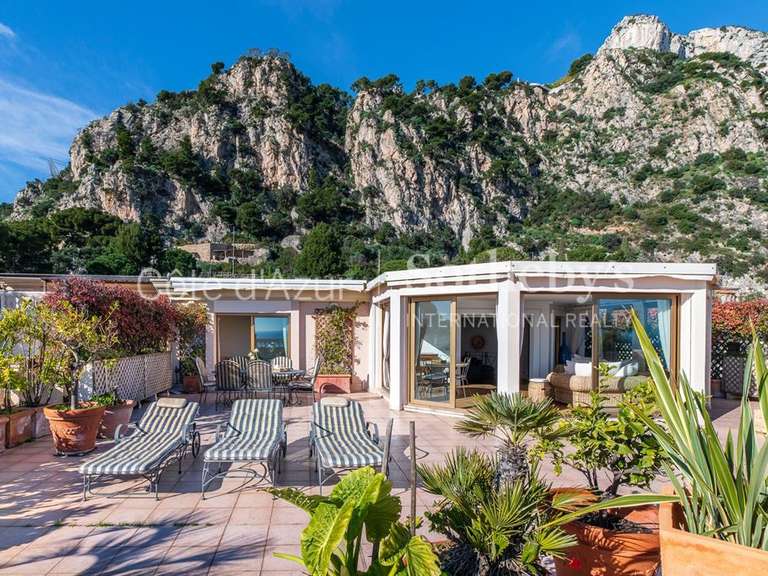 Appartement avec Vue sur mer Cap-d'Ail - 5 chambres - 148m²