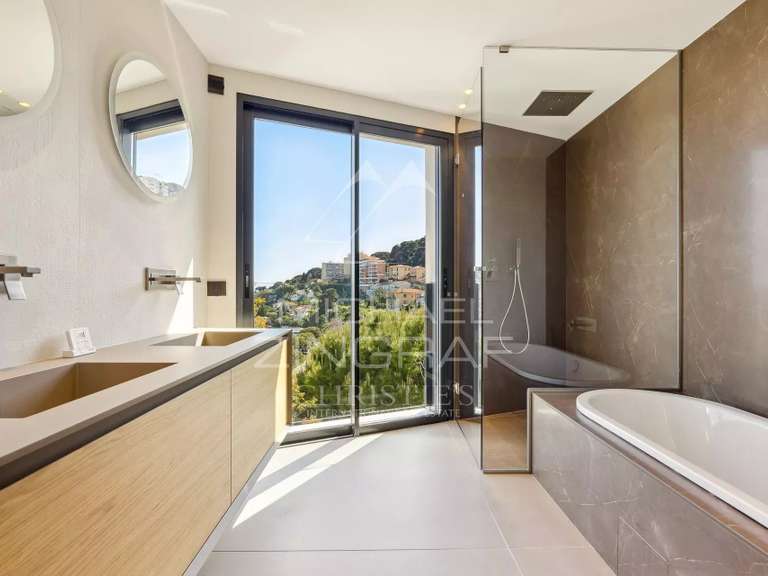 Apartment Cap-d'Ail - 3 bedrooms - 339m²