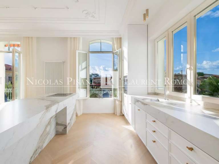 Appartement Cap-d'Ail - 150m²