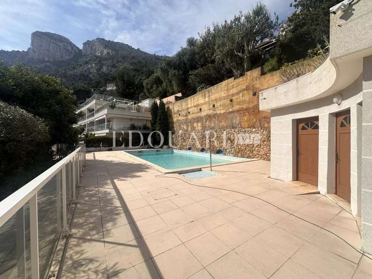 Appartement avec Vue sur mer Cap-d'Ail - 2 chambres - 58m²