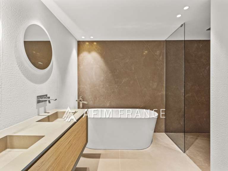 Apartment with Sea view Cap-d'Ail - 4 bedrooms - 183m²