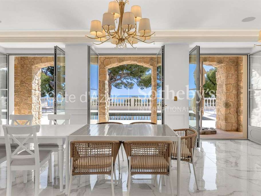 Mansion Cap-d'Ail