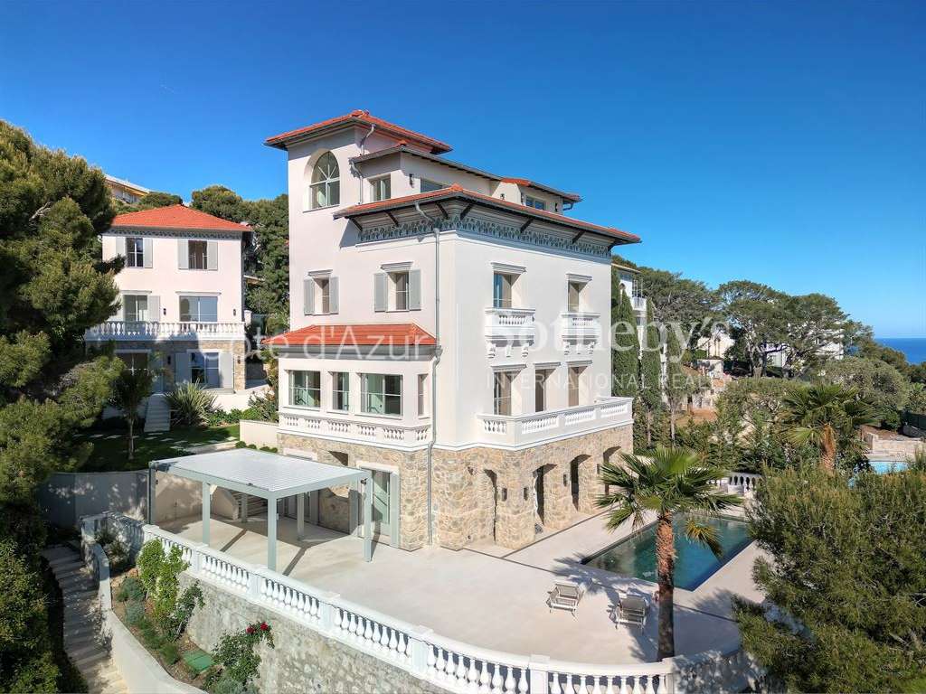Mansion Cap-d'Ail