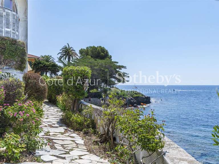 Maison Cap-d'Ail - 7 chambres - 390m²