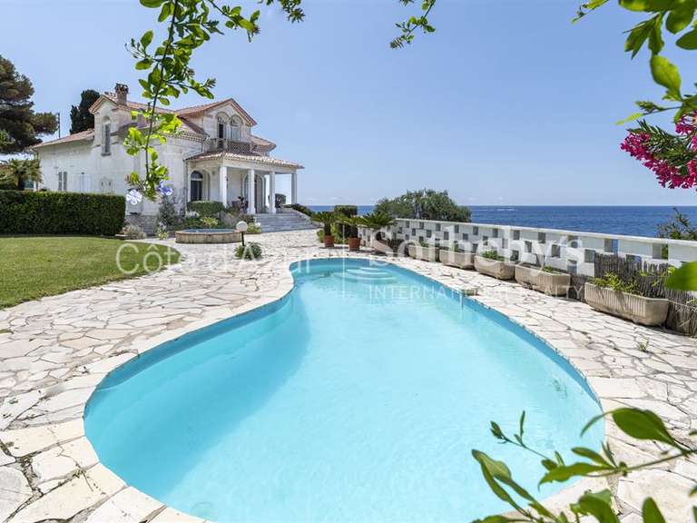 Maison Cap-d'Ail - 7 chambres - 390m²