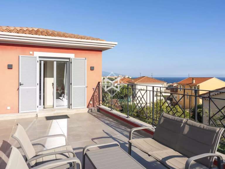 House Cap-d'Ail - 83m²