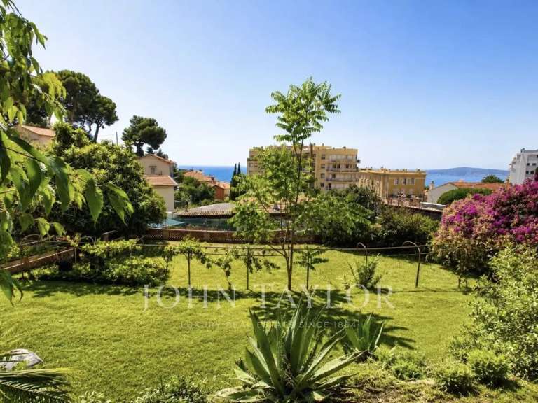 Maison Cap-d'Ail - 5 chambres - 170m²