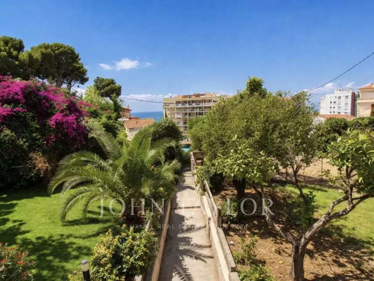 Maison Cap-d'Ail - 5 chambres - 170m²
