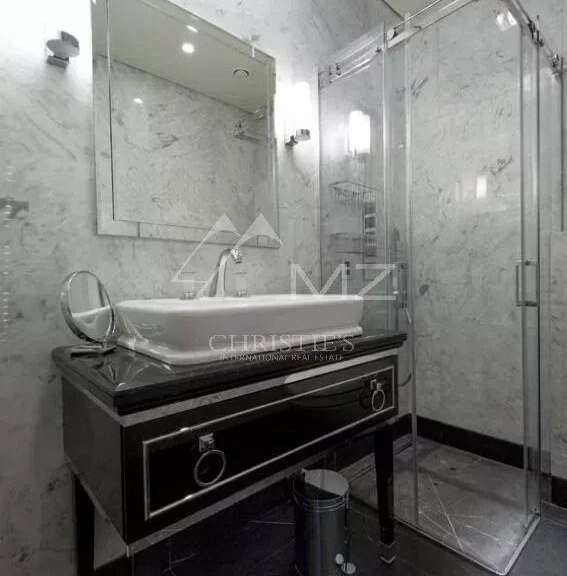 Villa Cap-d'Ail - 7 chambres - 590m²