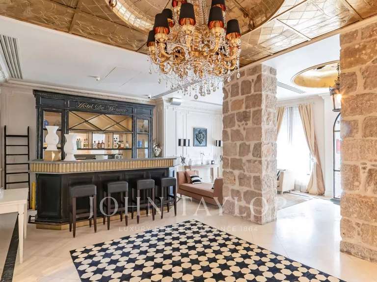 Villa Cap-d'Ail - 14 chambres - 480m²