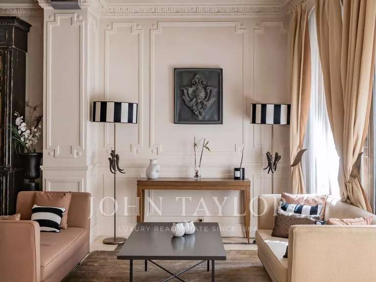 Villa Cap-d'Ail - 14 chambres - 480m²