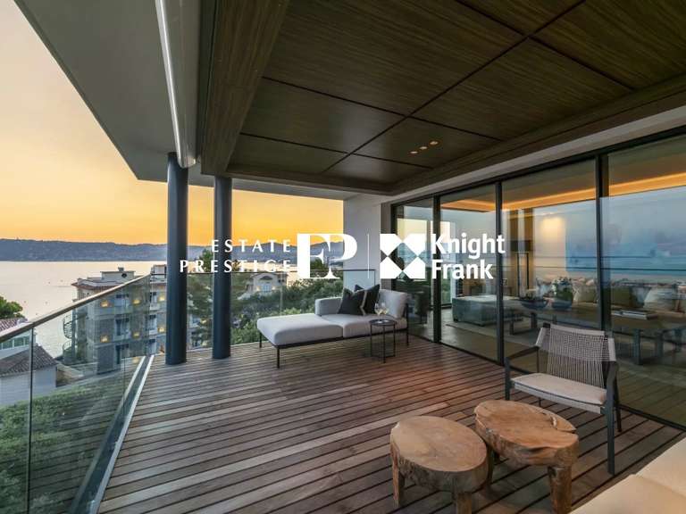 Appartement Cap-d-antibes - 3 chambres - 110m²