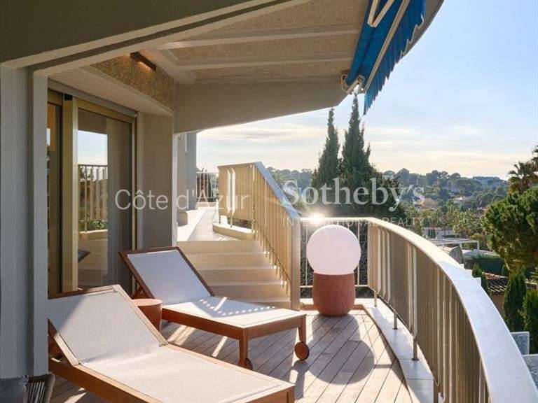 Apartment with Sea view cap-d-antibes - 5 bedrooms - 281m²