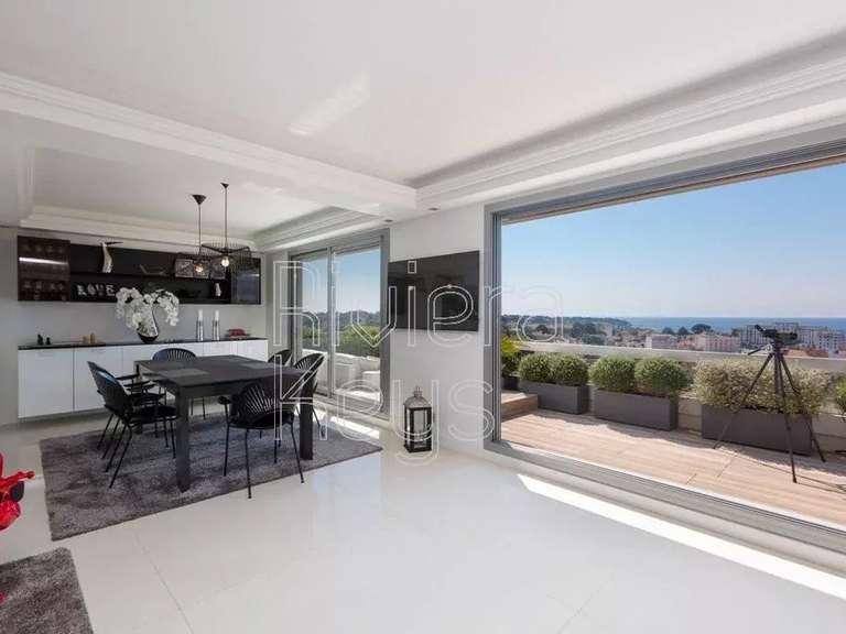 Apartment cap-d-antibes - 3 bedrooms - 142m²