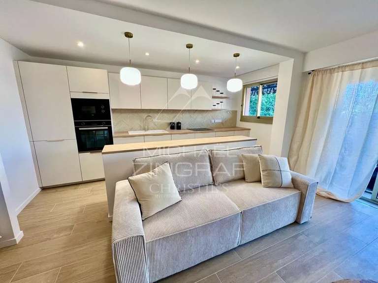 Apartment cap-d-antibes - 2 bedrooms - 82m²