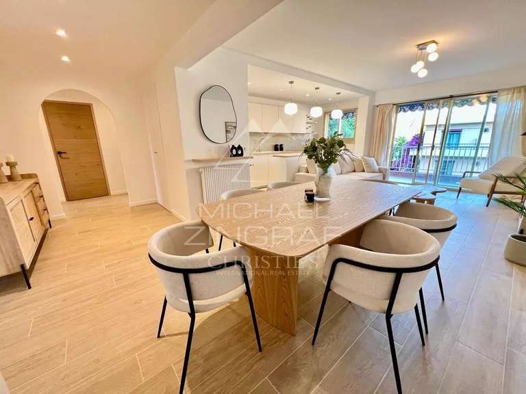 Apartment cap-d-antibes - 2 bedrooms - 82m²