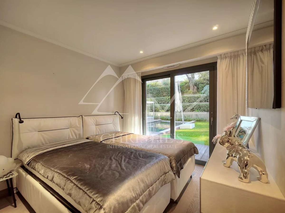 Apartment cap-d-antibes