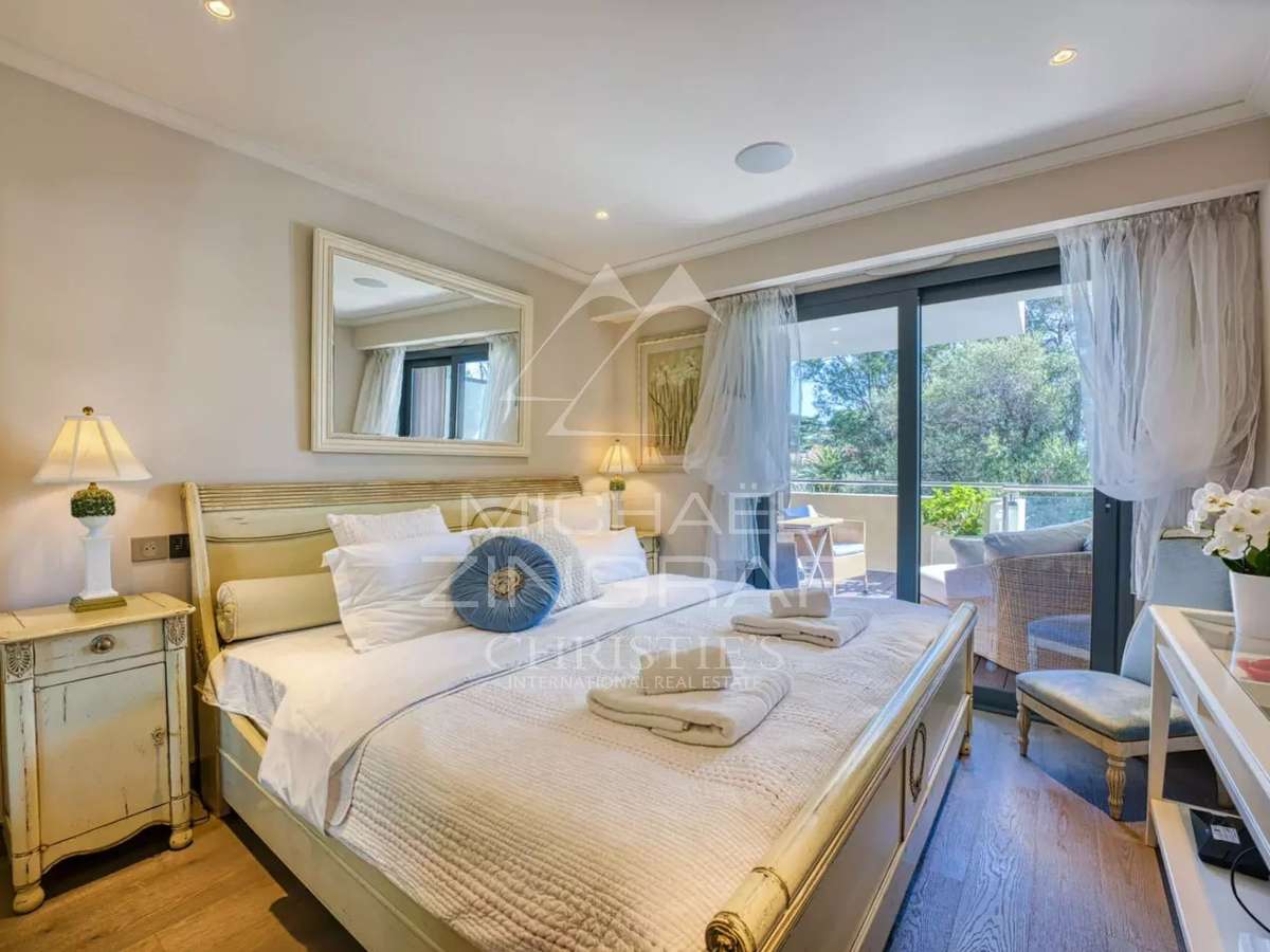 Apartment cap-d-antibes