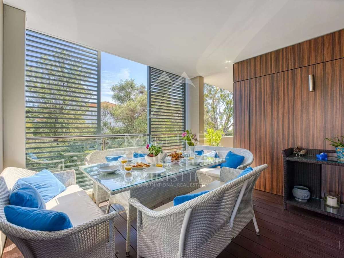 Apartment cap-d-antibes