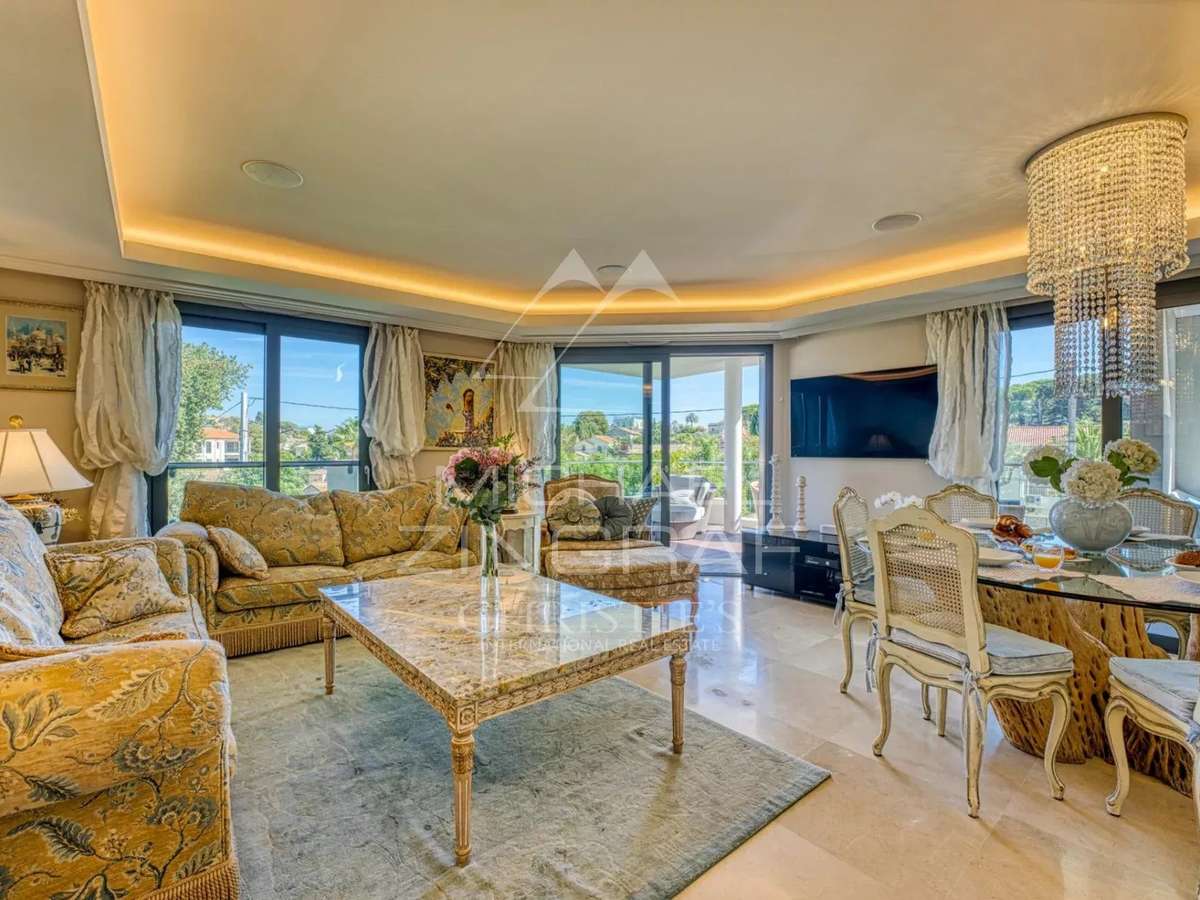 Apartment cap-d-antibes