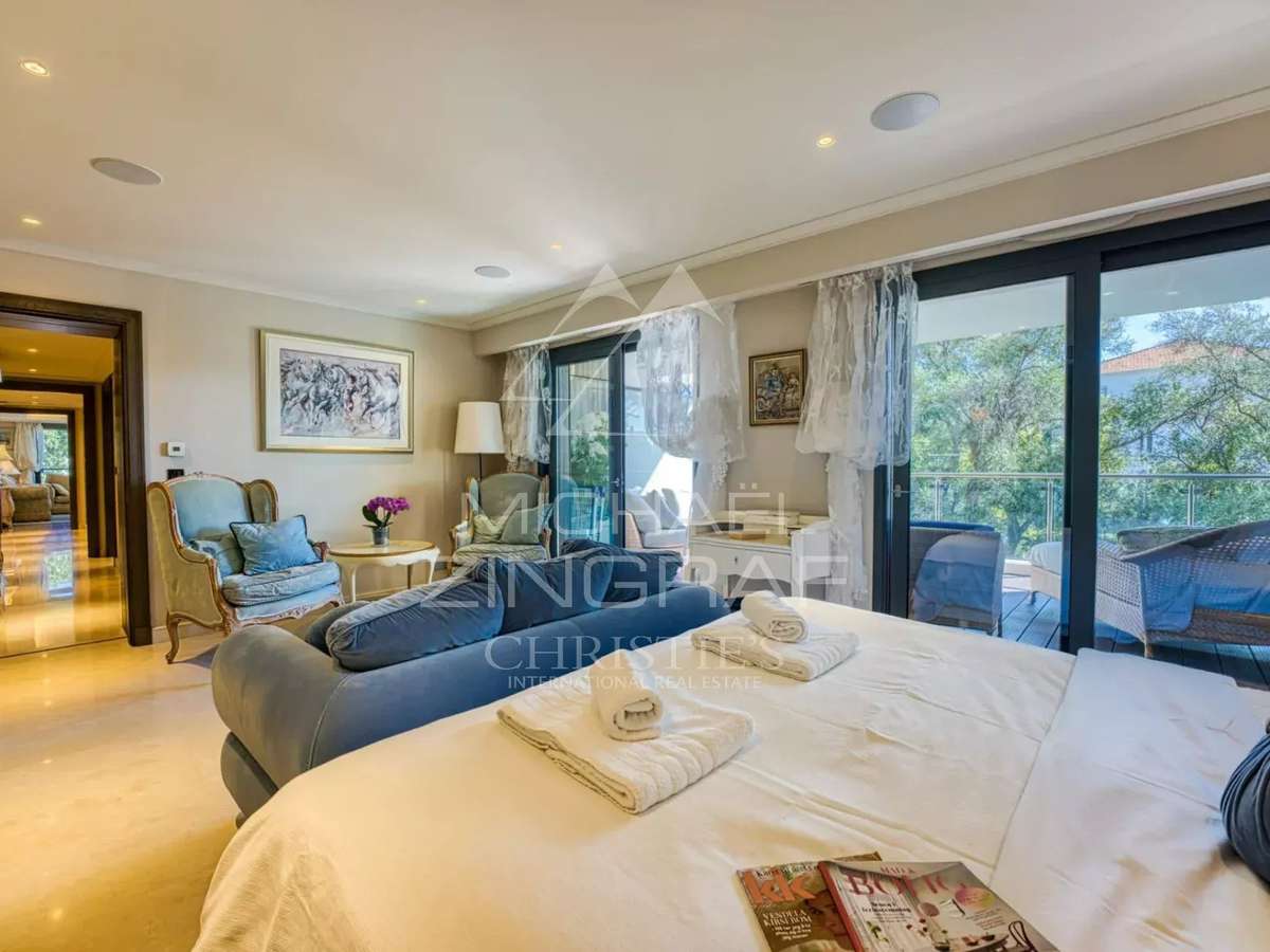 Apartment cap-d-antibes