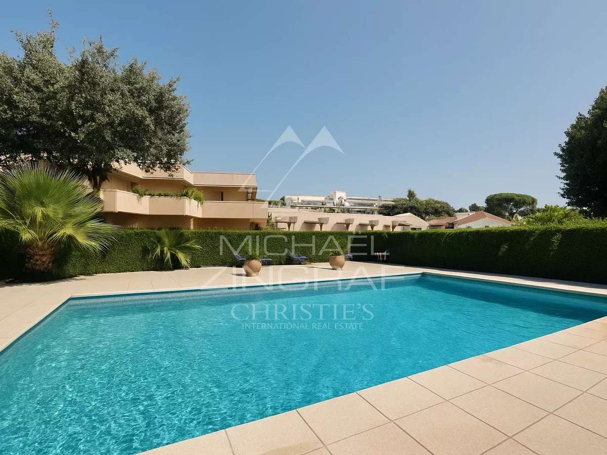 Apartment cap-d-antibes