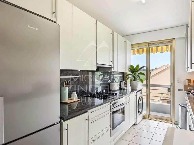 Apartment cap-d-antibes - 3 bedrooms - 94m²