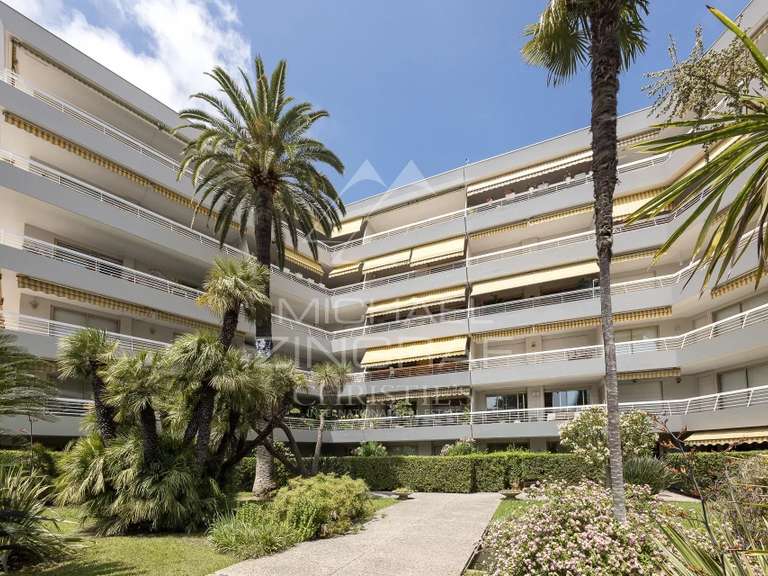 Apartment cap-d-antibes - 3 bedrooms - 94m²