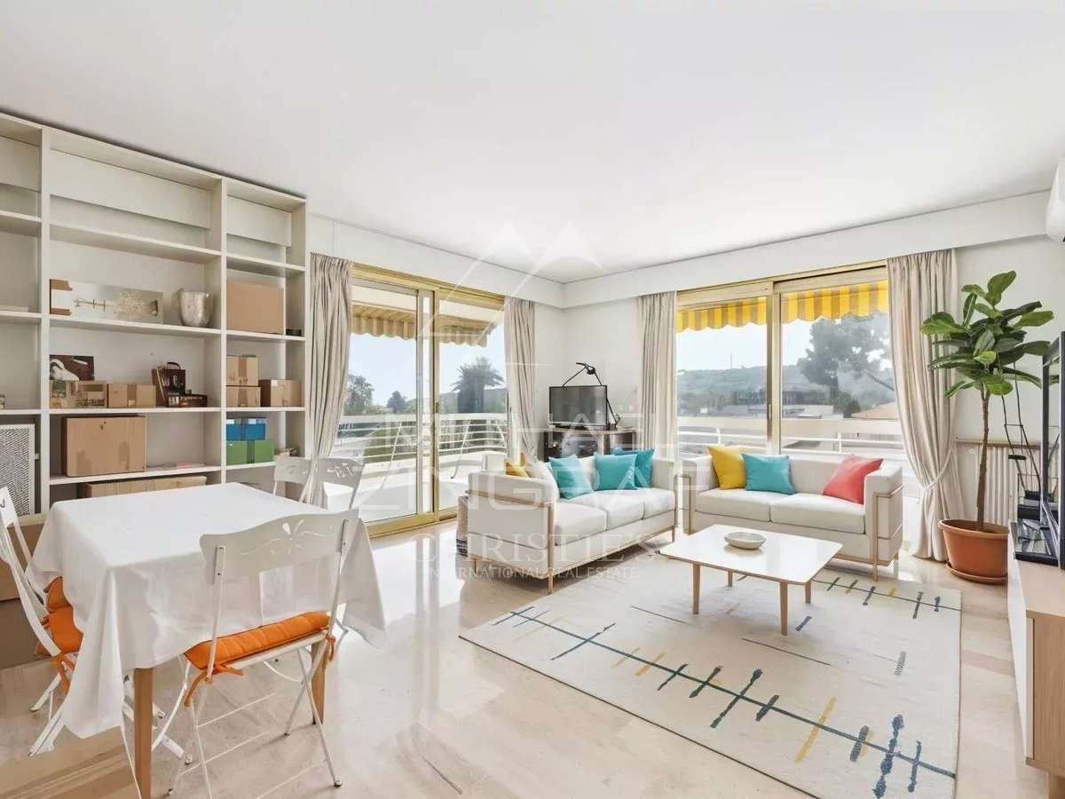 Apartment cap-d-antibes