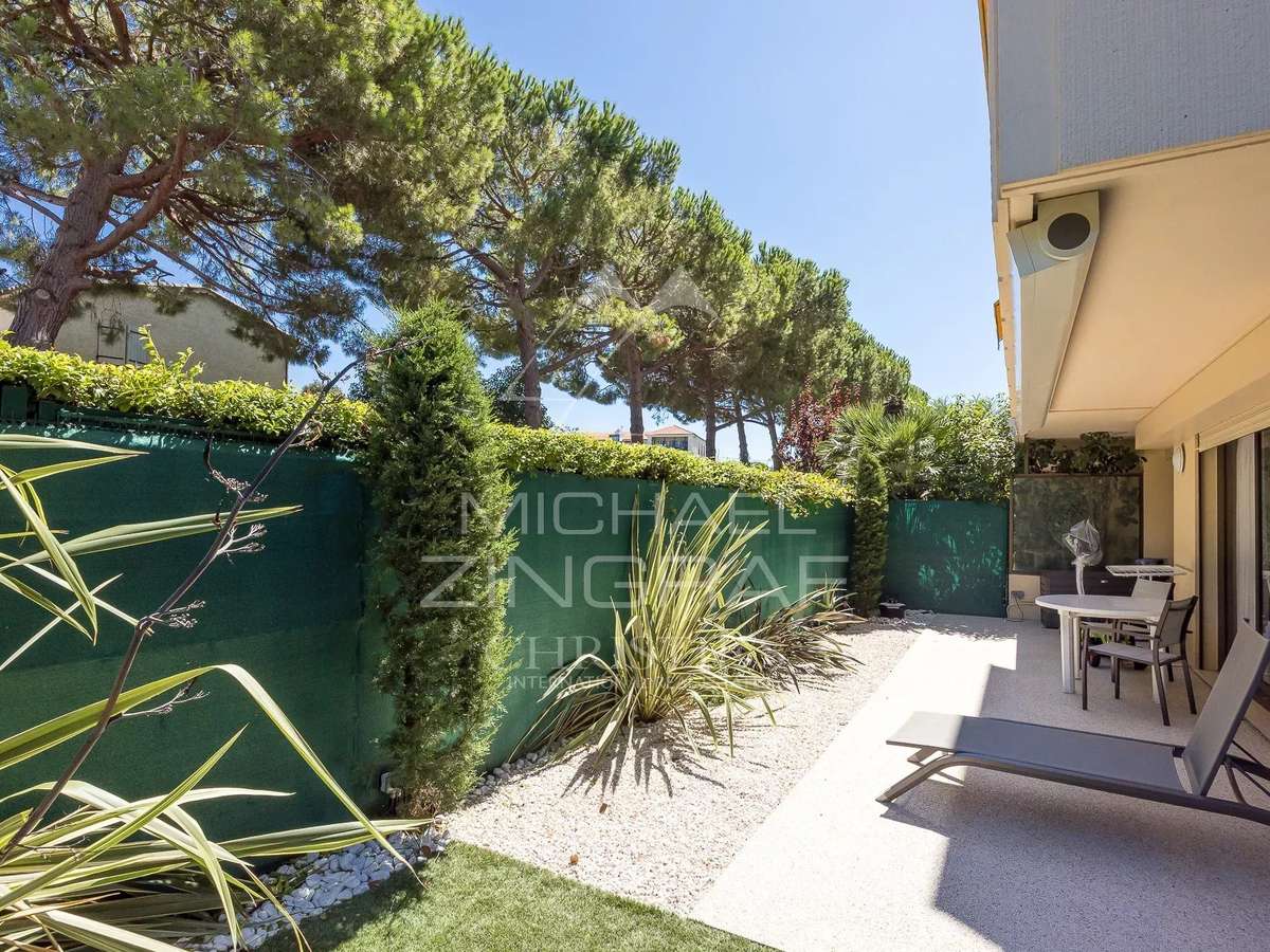 Apartment cap-d-antibes