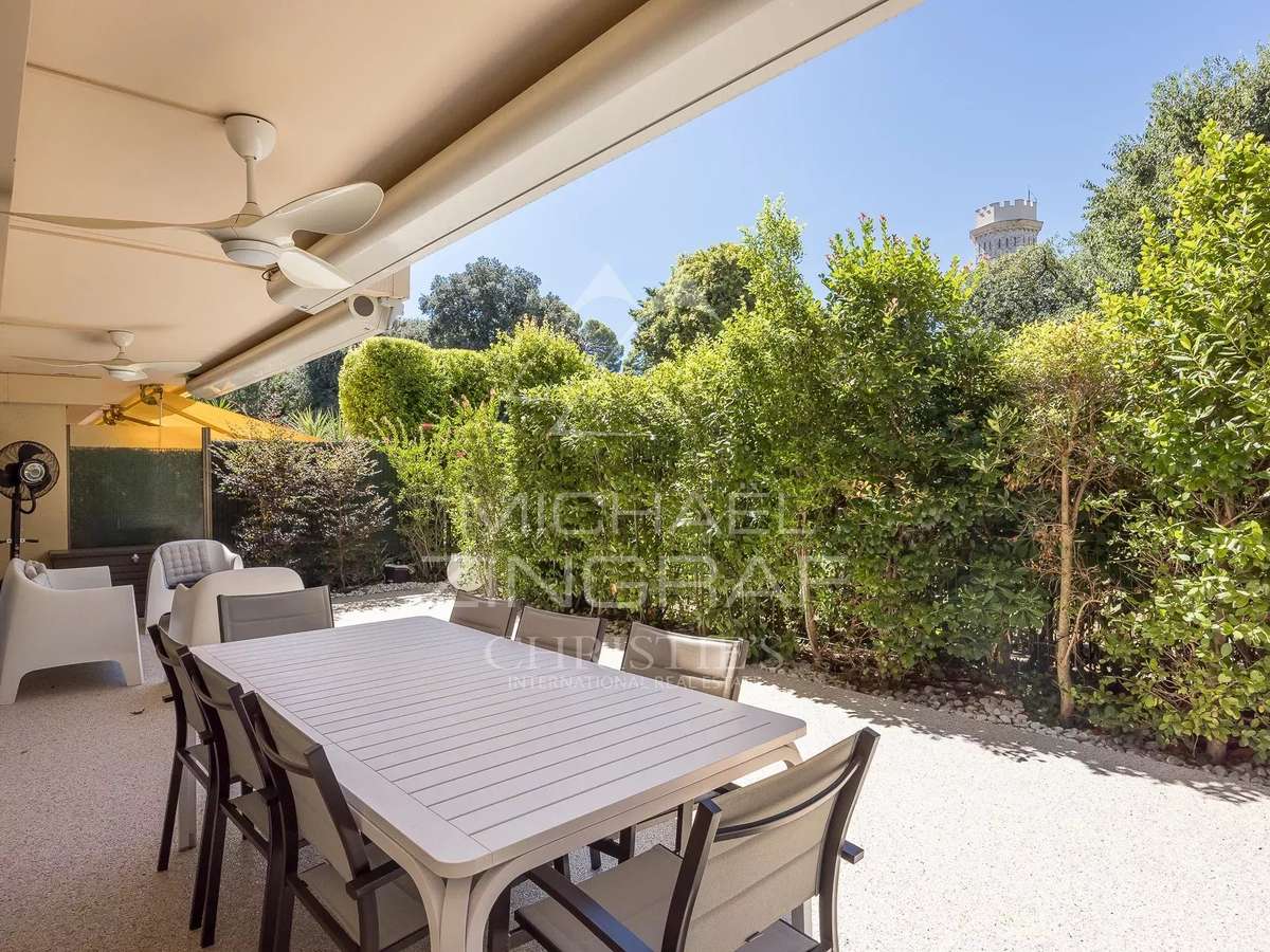 Apartment cap-d-antibes