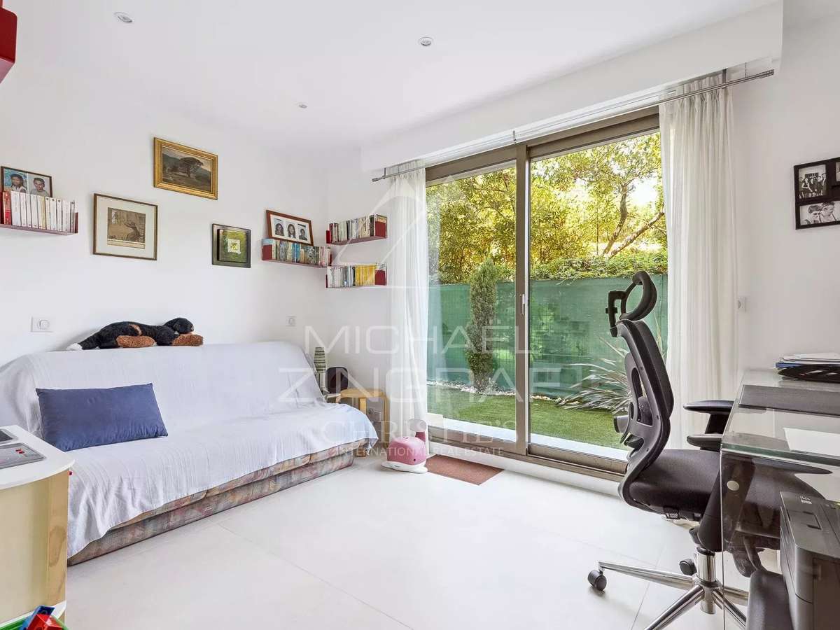 Apartment cap-d-antibes