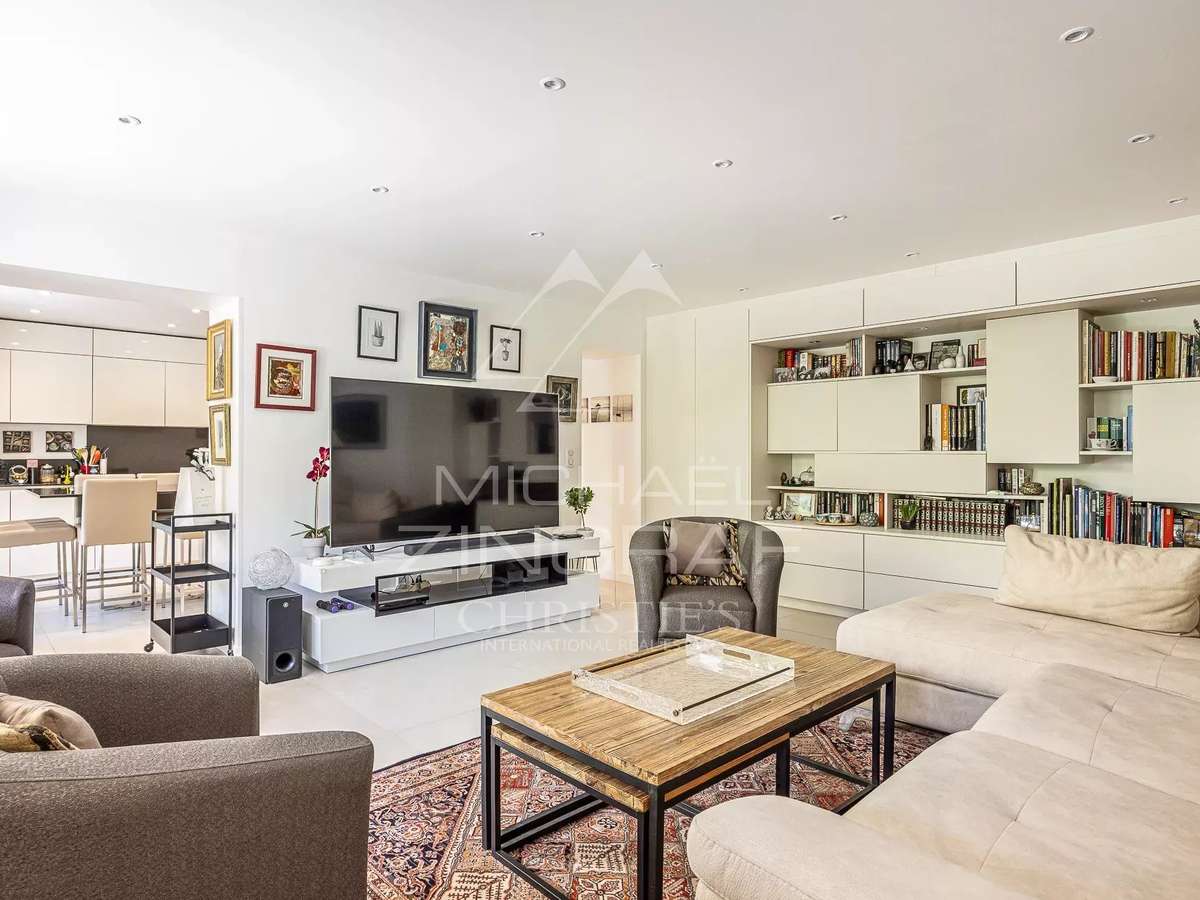 Apartment cap-d-antibes