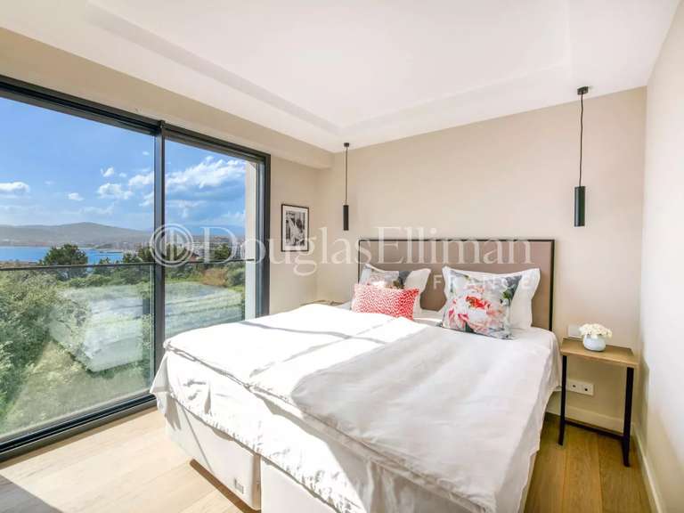 Apartment cap-d-antibes - 3 bedrooms - 110m²