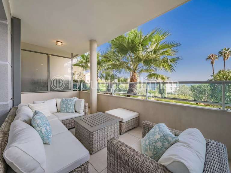 Apartment with Sea view cap-d-antibes - 2 bedrooms - 66m²