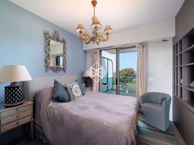 Apartment with Sea view cap-d-antibes - 3 bedrooms - 104m²