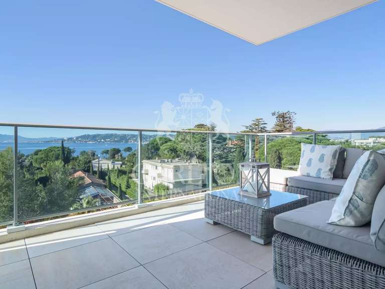 Apartment with Sea view cap-d-antibes - 3 bedrooms - 105m²