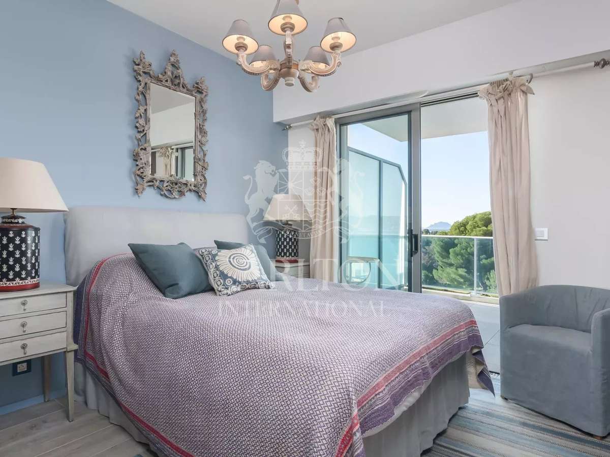 Apartment cap-d-antibes