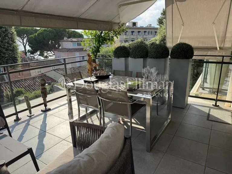 Apartment with Sea view cap-d-antibes - 2 bedrooms - 67m²
