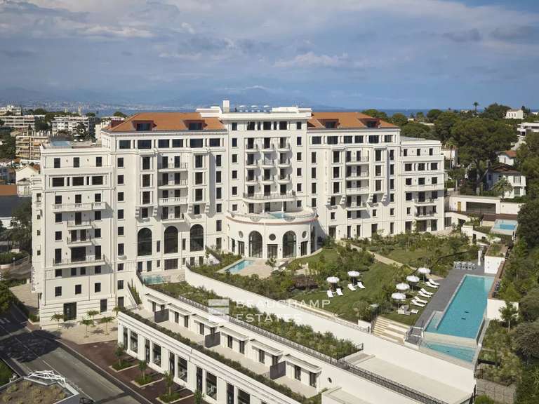 Appartement avec Vue sur mer Cap-d-antibes - 3 chambres - 216m²