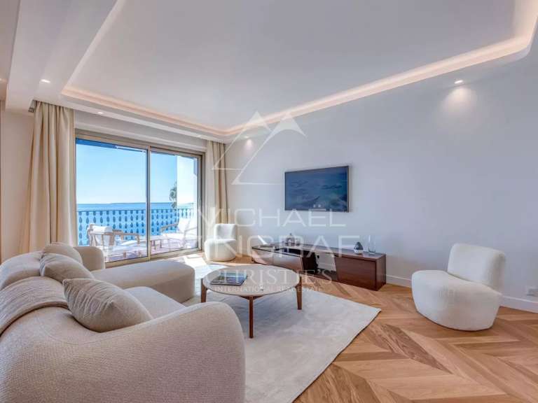 Appartement avec Vue sur mer Cap-d-antibes - 2 chambres - 81m²