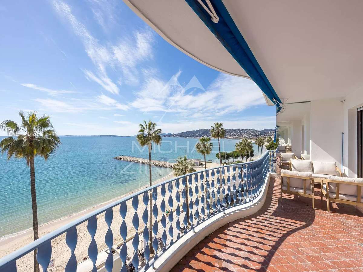 Apartment cap-d-antibes