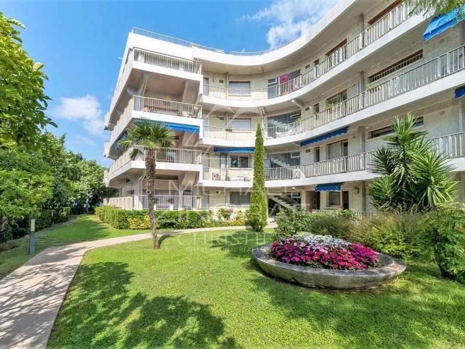 Appartement Cap-d-antibes