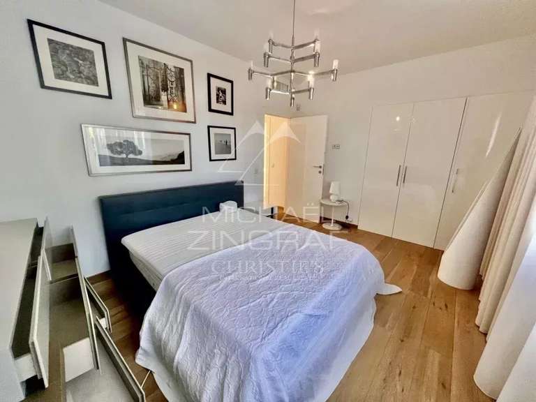 Appartement avec Vue sur mer Cap-d-antibes - 4 chambres - 129m²