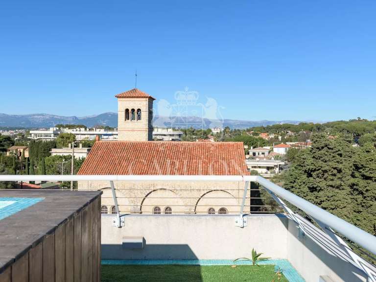 Appartement avec Vue sur mer Cap-d-antibes - 3 chambres - 105m²