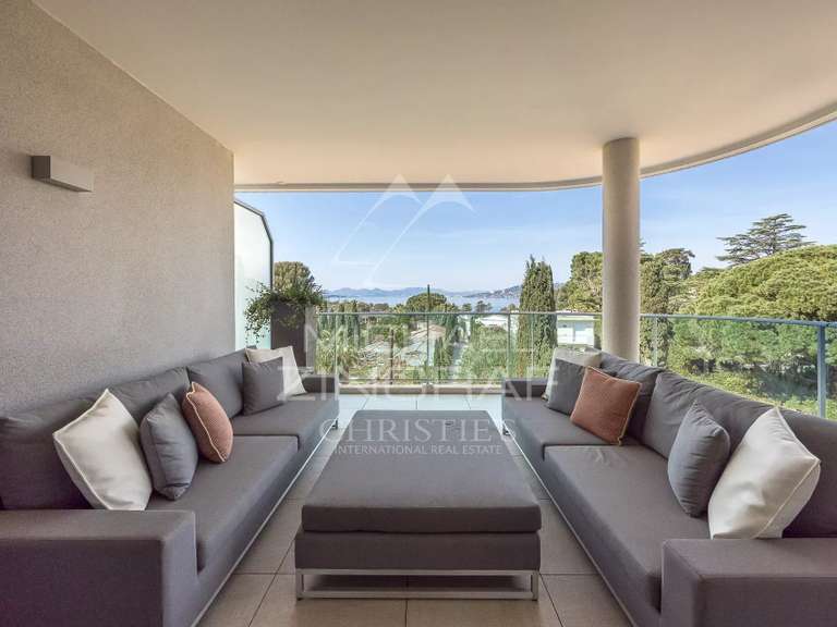 Appartement avec Vue sur mer Cap-d-antibes - 3 chambres - 206m²
