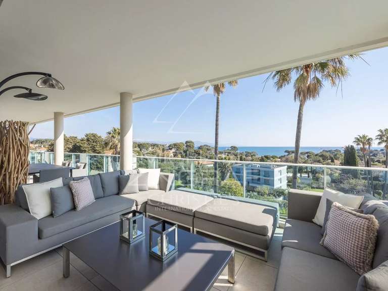 Appartement avec Vue sur mer Cap-d-antibes - 3 chambres - 206m²